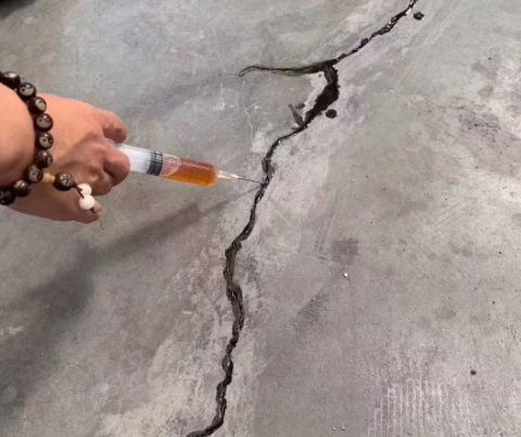 渝中混凝土裂缝修补技术详解​