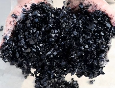 渝中沥青冷补料（沥青砂）的优势特点与施工流程解析